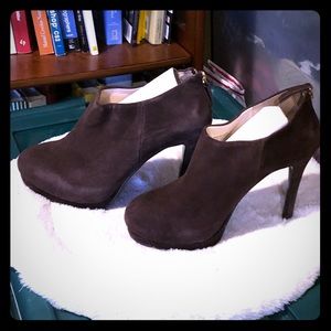 NINE WEST BOOTIES